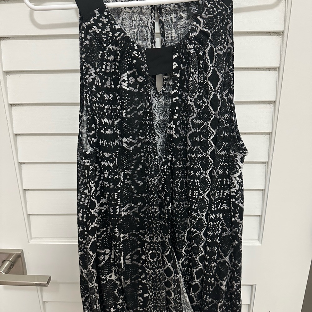 NWT! Kenneth Cole -The Jenna Knit